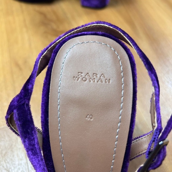 Zara Purple Velvet Platform Heels - Picture 9 of 13